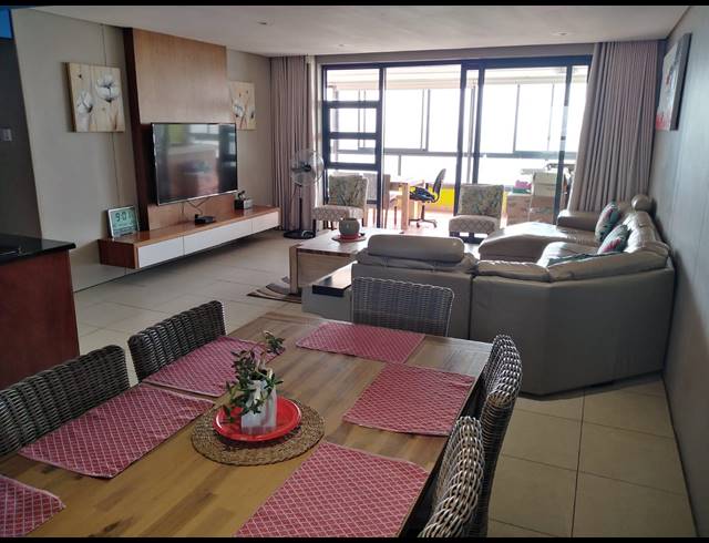 2 BEDROOM APARTMENT TO LET IN POINT WATERFRONT